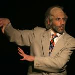 De Profesión, Contador ~ De Daniel Encinas