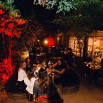 Viernes acústico y cena entre los árboles