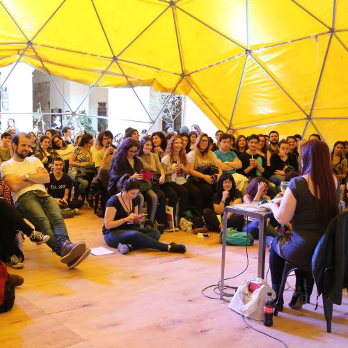 Charla "Cuidado de las vacas en la ética animal Hindu", de Kenneth Valpey (EEUU)