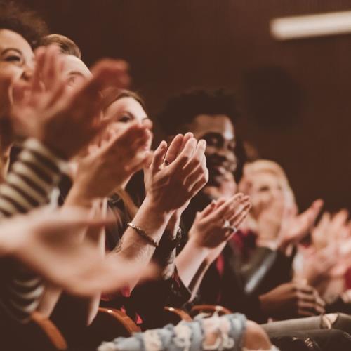 Primer curso de journey de venta de entradas para artistas independientes