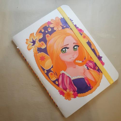 Libreta A6 Rapunzel hojas lisas