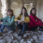 Villa, de elenco concertado.